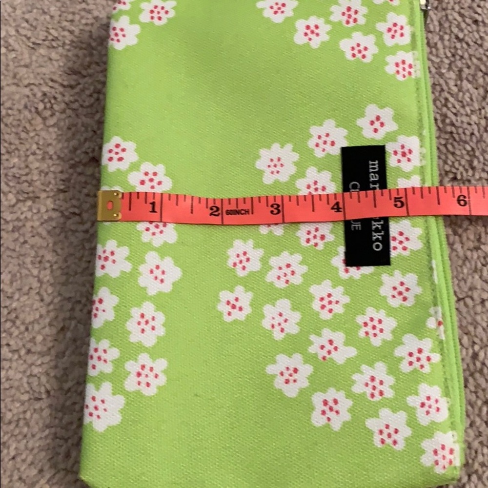 🌸 Marimekko Cosmetic Bag 🌸 - Picture 11 of 11